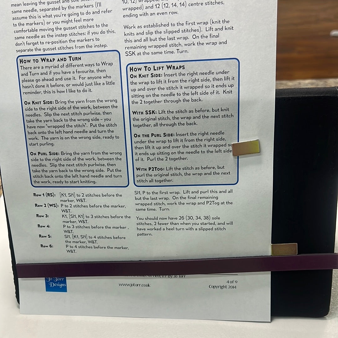 Knitting Pattern Holder- Small