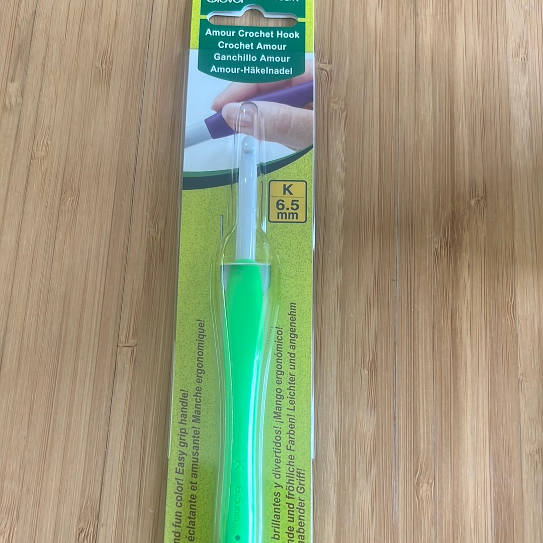 Amour Crochet Hook