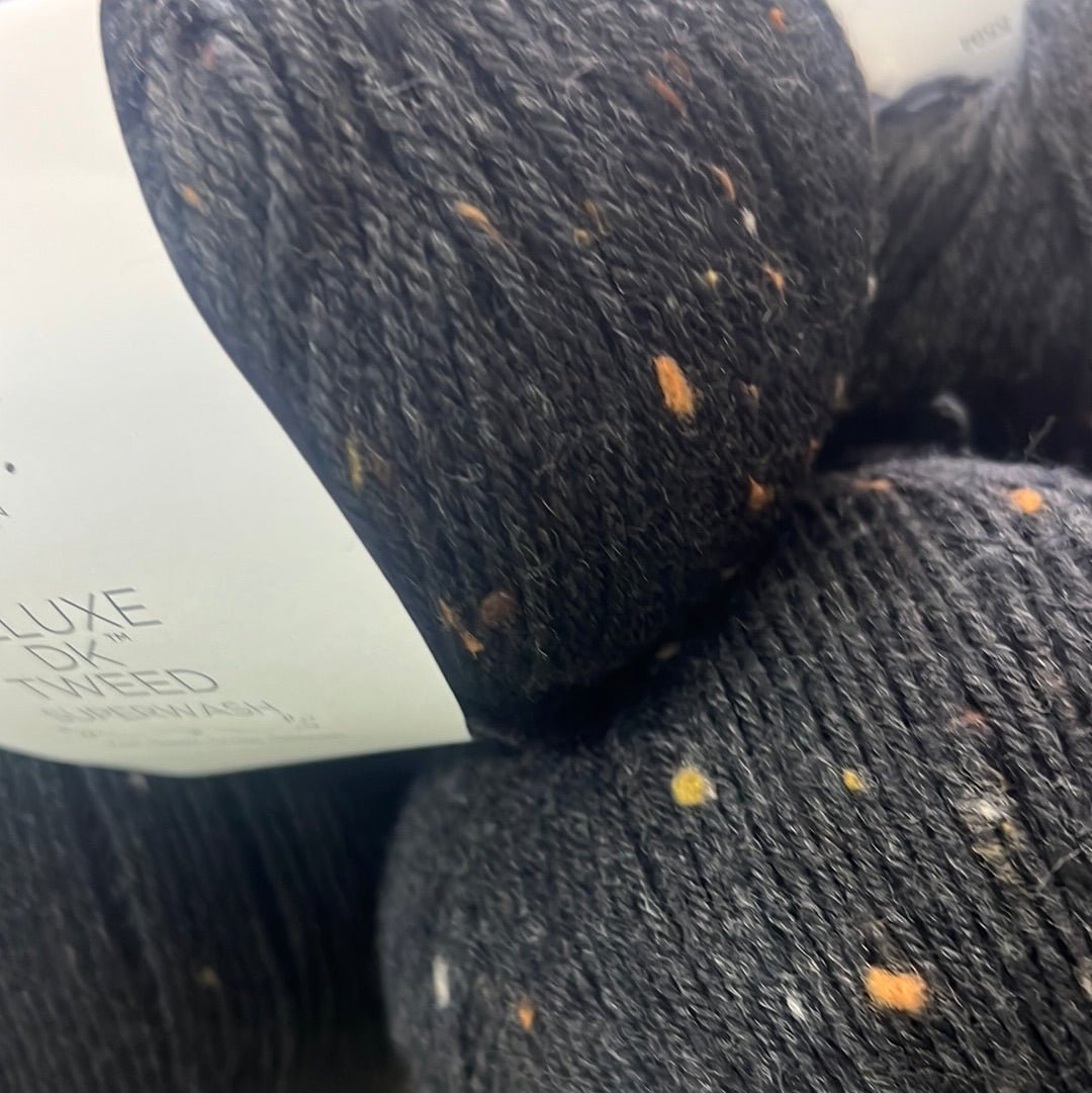 Deluxe DK Tweed