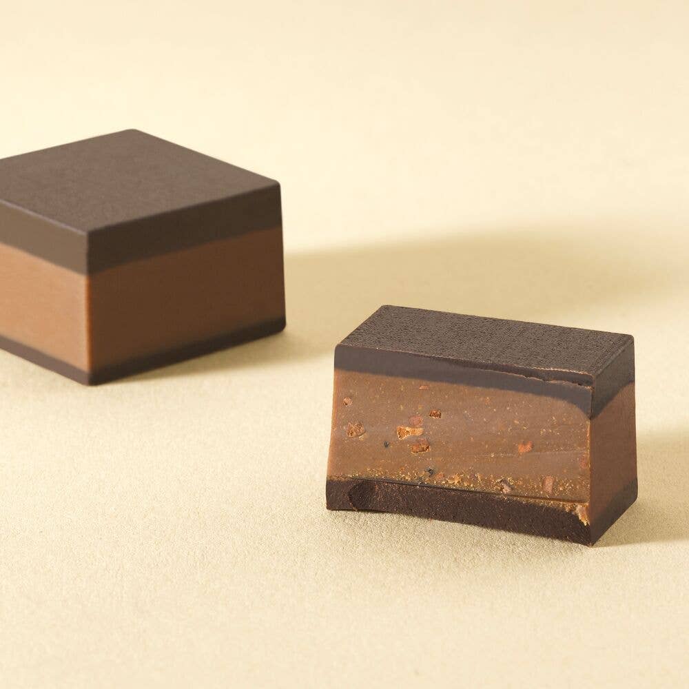 7-Blend Espresso Dark Chocolate Cube - Italian Gourmet Candy