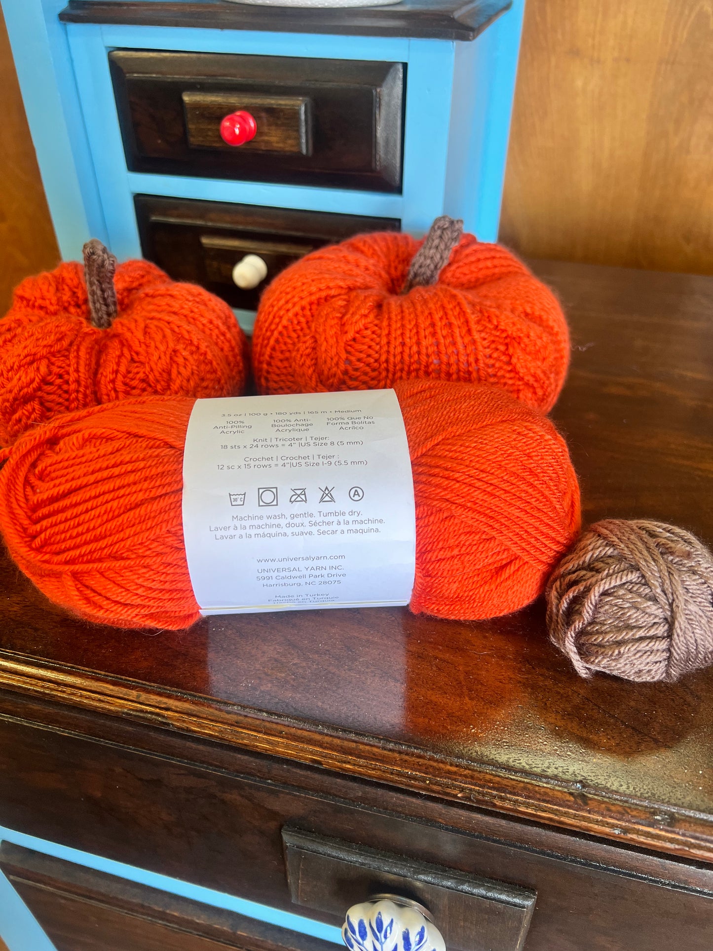 Cabled Knit Pumpkin Kit